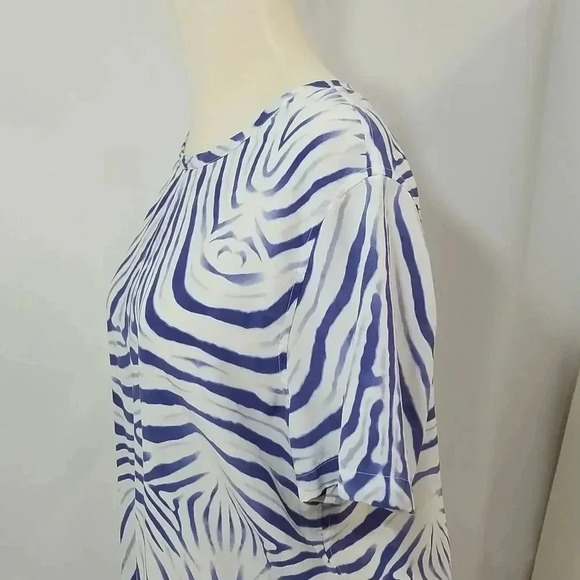 {Equipment}  Riley Endangered Tee in Bright White Zebra Print Silk Blouse - Picture 7 of 13